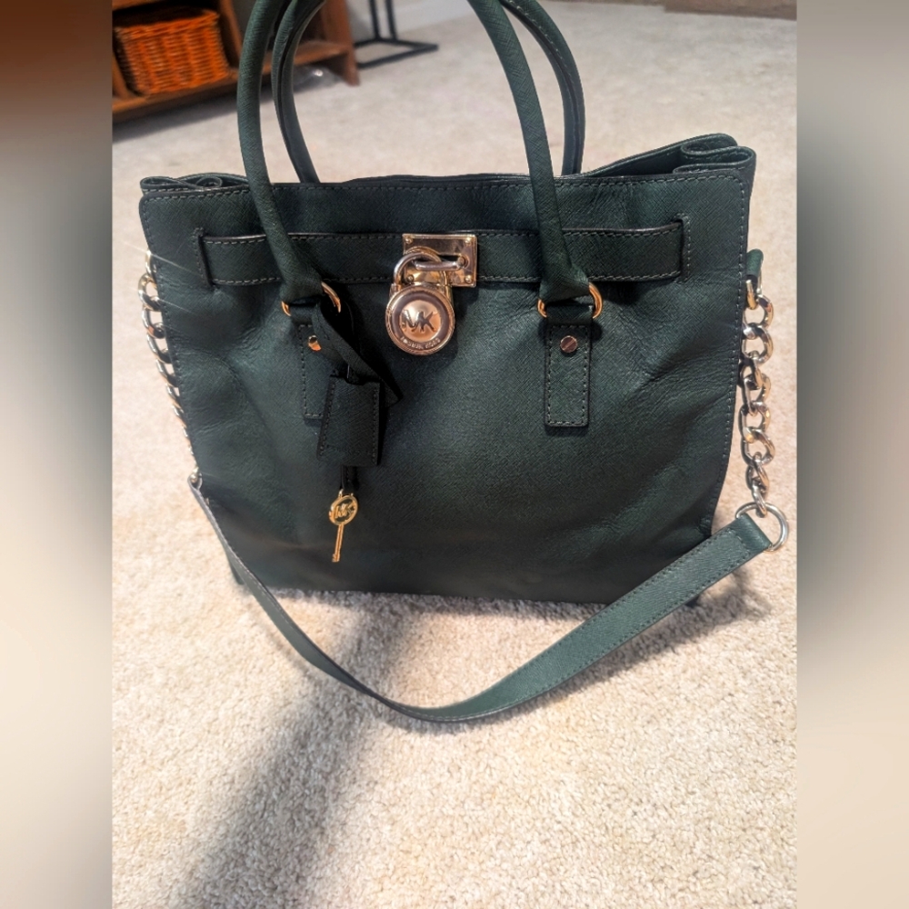 Micheal Kors large Hamilton purse
